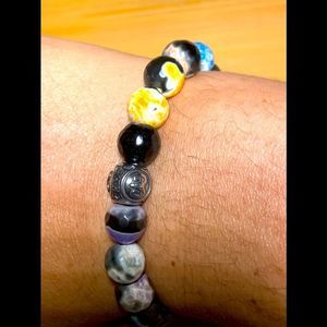 Zodiac sign Aries stainless steel accent, faceted agate bead stretch bracelet